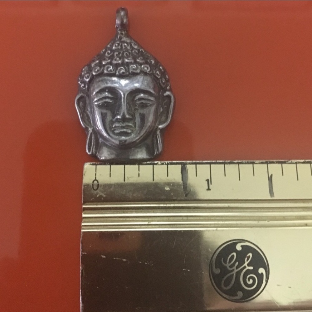 Sterling silver .925 Buddha head pendant - Picture 2 of 4